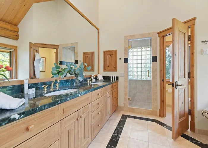 Abode At Mountain Haven Holiday home
