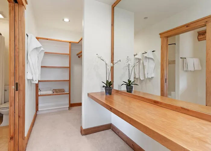 Holiday home Abode At Mountain Haven Teton Village